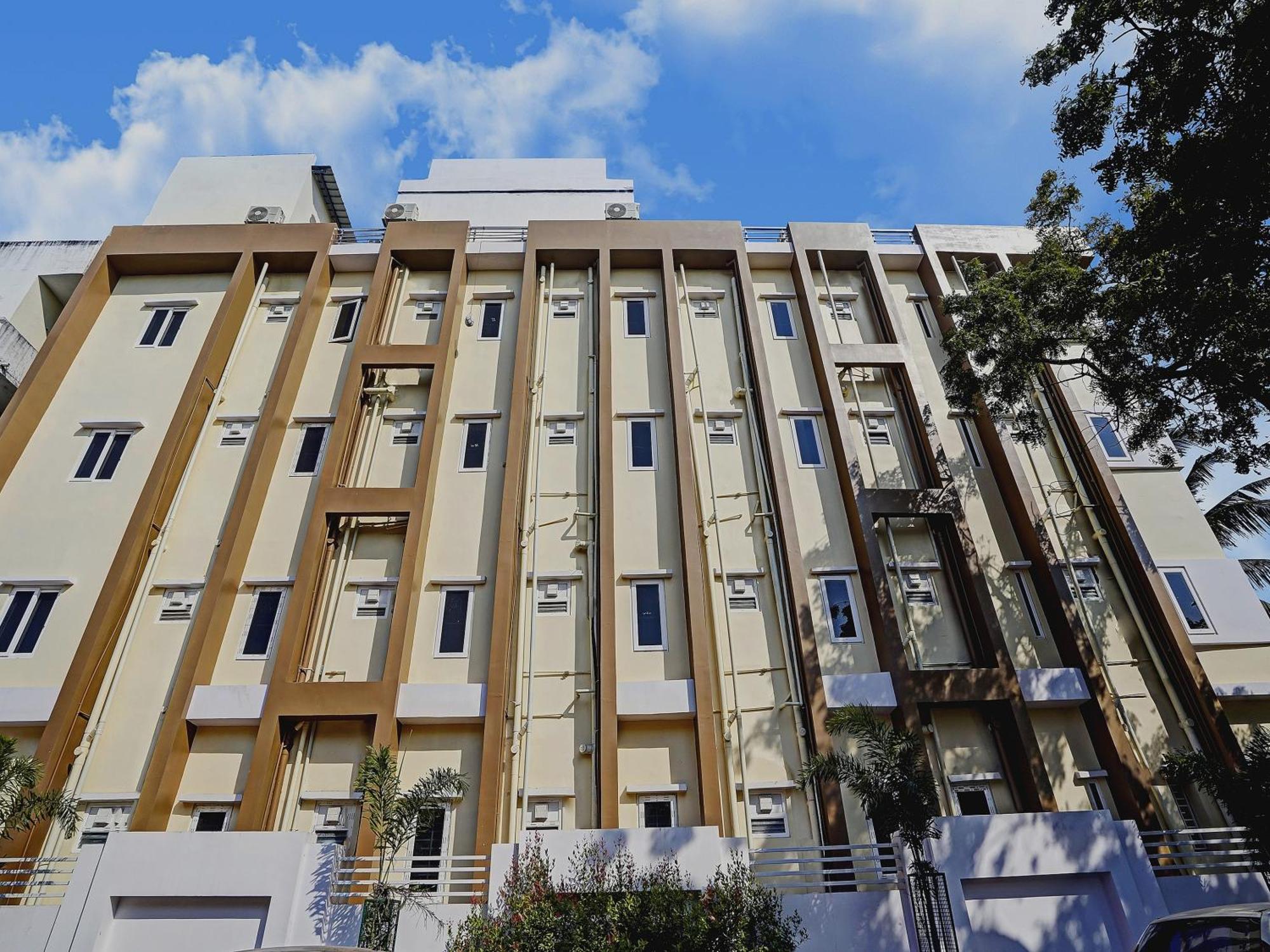 Capital O De Alphabet Kakinada 호텔 외부 사진